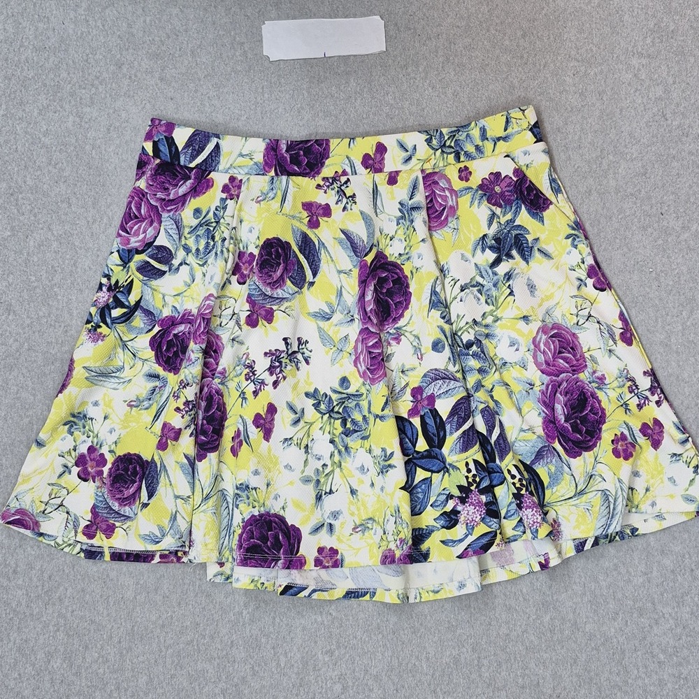 Torrid Women Skirt 2 Yellow Floral Coquettecore Skater Garden Party